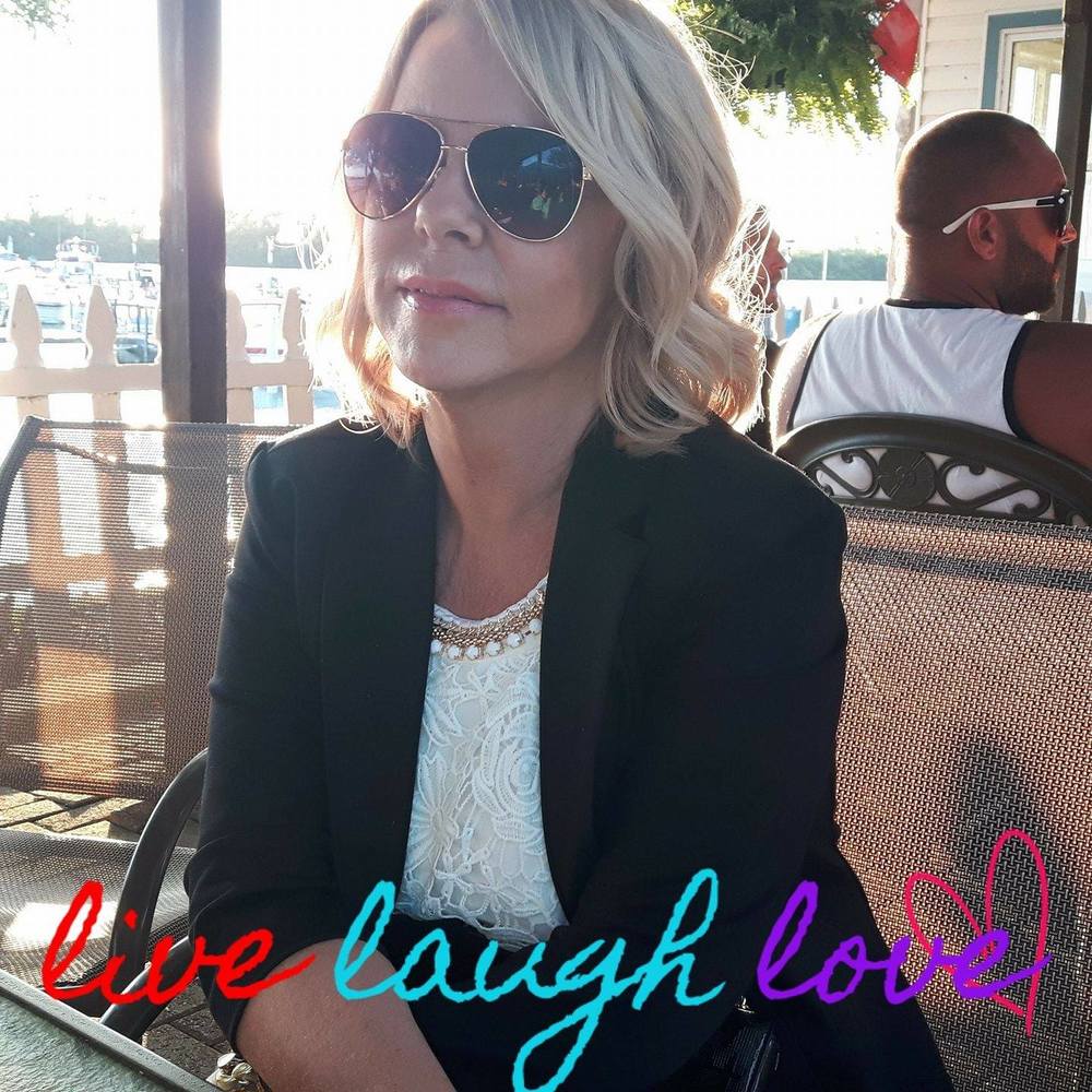 Meet your Posher, Dodie